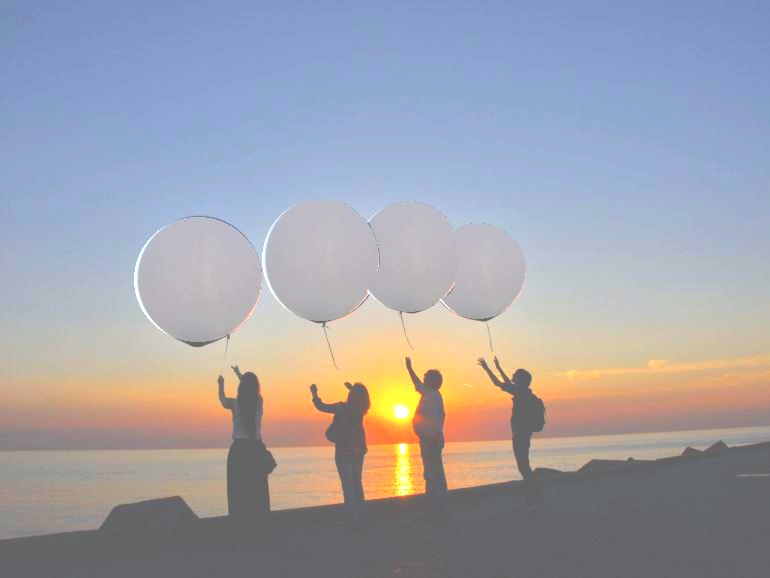 Helium-Ballonbestattung
